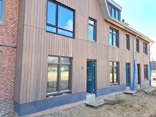 Woningbouw Belgisch hardsteen gevelplinten